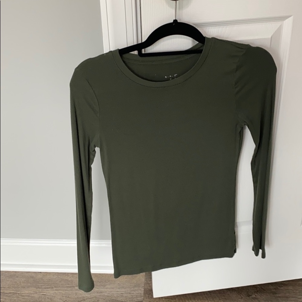 Soft long sleeve olive green tee